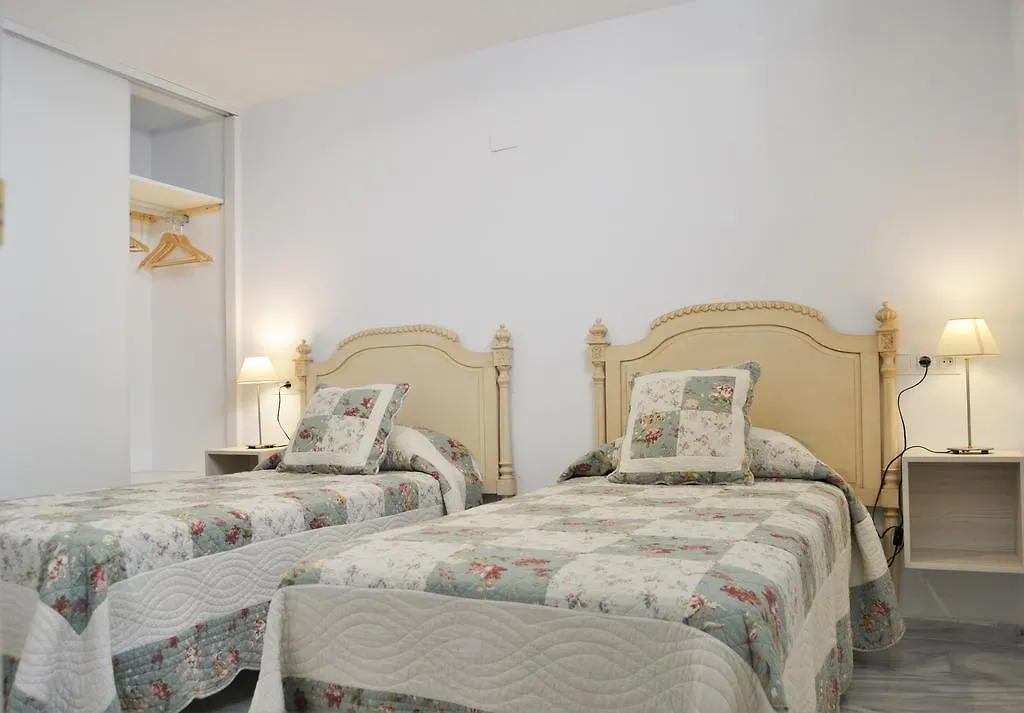 Cabopino House - Marbella Villa 0*,  Spain